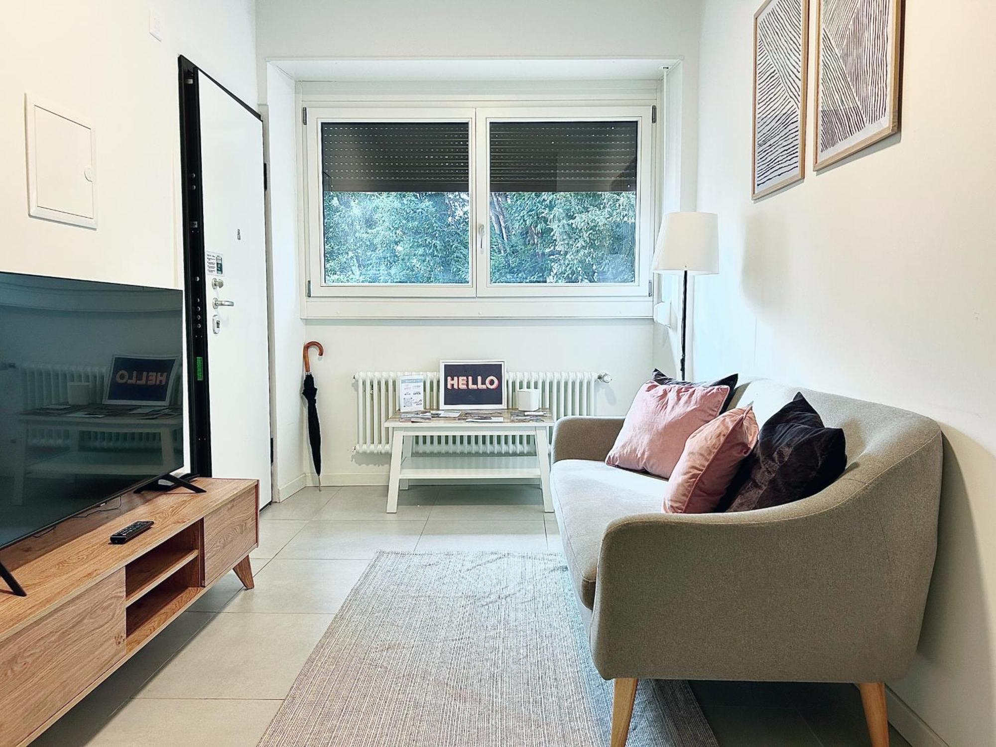 The Charming Suite - Few Steps From The Lake! 盧加諾 外观 照片